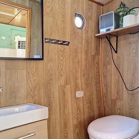 La Peniche - Insolite- Parking Hotel en barco Valence (Drome)