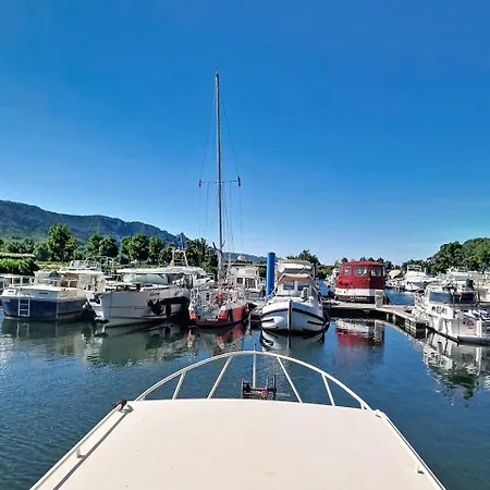 La Peniche - Insolite- Parking Bateau-hôtel *